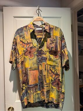 Men's Short-Sleeve Casual Button-Down Shirt - Yellow Abstract Floral